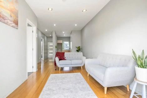 Photo of property in 1b Corin Avenue, Manurewa, Auckland, 2102