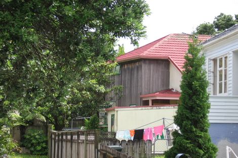 Photo of property in 9 Beatrix Street, Avondale, Auckland, 1026