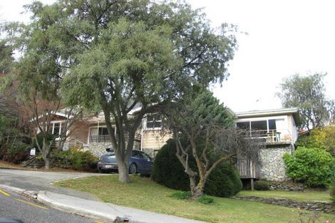 Photo of property in 9 Malaghan Street, Queenstown, 9300