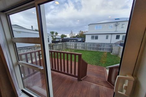 Photo of property in 13 Trent Street, Island Bay, Wellington, 6023