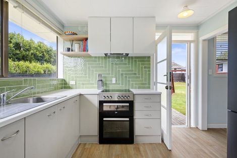 Photo of property in 16 Frank Hewitt Street, Pukekohe, 2120