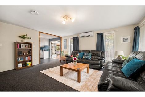 Photo of property in 2/26a Branksome Place, Parklands, Christchurch, 8083