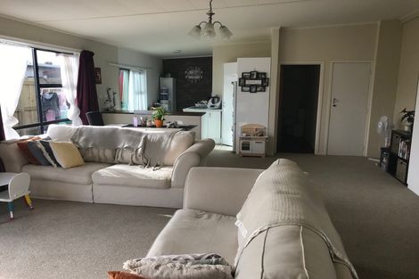 Photo of property in 16 Ropiha Street, Fitzroy, New Plymouth, 4312