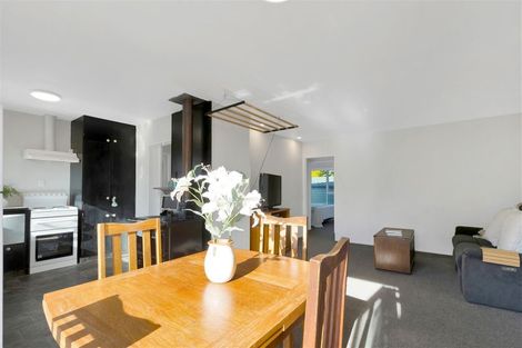 Photo of property in 15 Harewood Road, Oxford, 7430