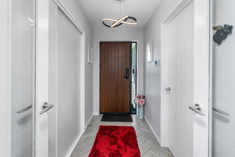 Photo of property in 19 Whitburn Avenue, Halswell, Christchurch, 8025
