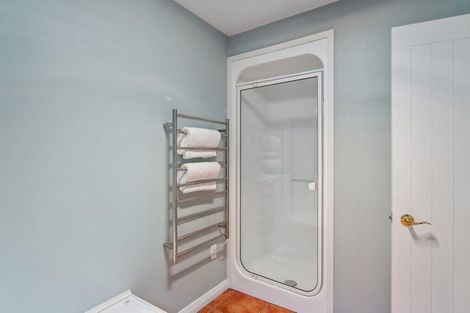 Photo of property in 5 Trevathan Lane, Wanaka, 9305