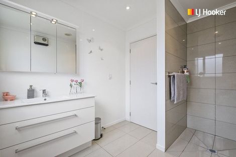 Photo of property in 34 Carnarvon Street, Belleknowes, Dunedin, 9011