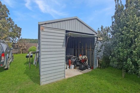 Photo of property in 1959 Parewanui Road, Parewanui, Bulls, 4894
