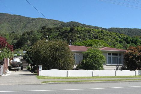 Photo of property in 29 Kent Street, Picton, 7220