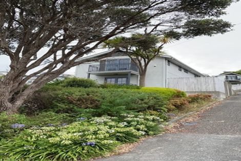 Photo of property in 1/25 Hollies Crescent, Johnsonville, Wellington, 6037