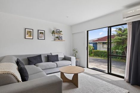 Photo of property in 9 Burns Street, Leamington, Cambridge, 3432
