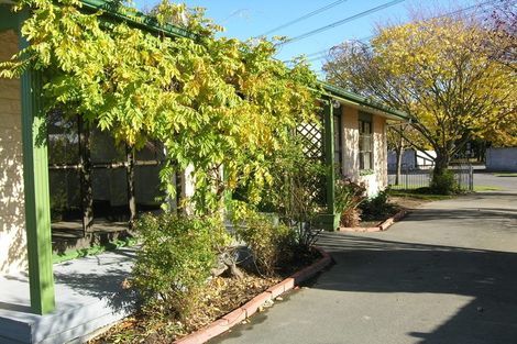 Photo of property in 137 Hawthornden Road, Avonhead, Christchurch, 8042