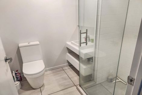 Photo of property in Pinnacle Apartments, E702/160 Victoria Street, Te Aro, Wellington, 6011