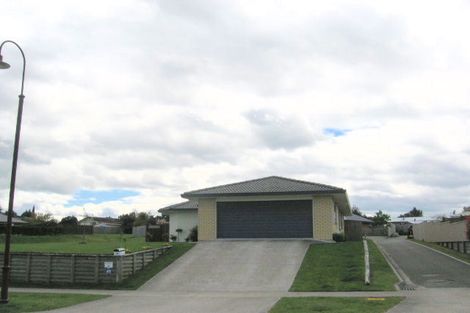 Photo of property in 21 Balmoral Drive, Hilltop, Taupo, 3330