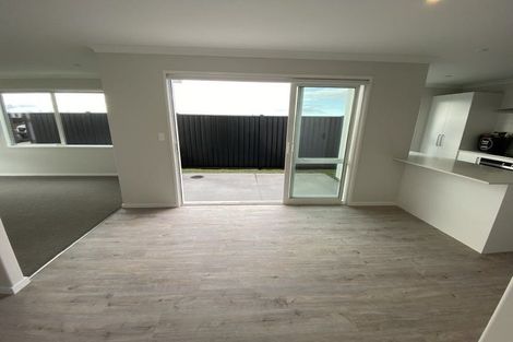 Photo of property in 8 Manhattan Crescent, Papamoa, 3118