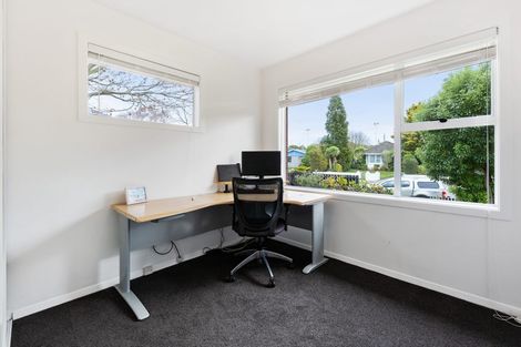 Photo of property in 103 Warren Crescent, Hillmorton, Christchurch, 8025