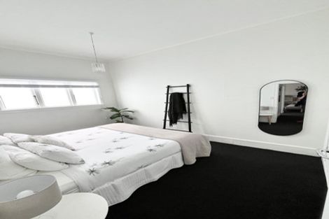 Photo of property in 2/24 West End Road, Herne Bay, Auckland, 1022