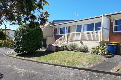 Photo of property in 2/48a Northboro Road, Belmont, Auckland, 0622