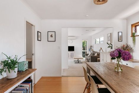 Photo of property in 10 Short Street, Otumoetai, Tauranga, 3110