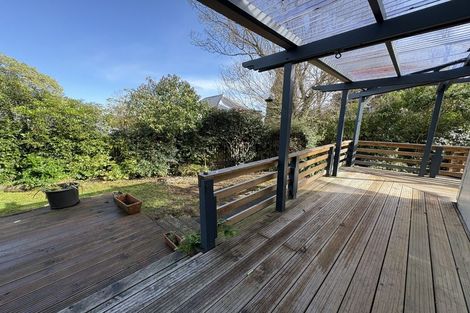 Photo of property in 1/54 Muritai Crescent, Havelock North, 4130