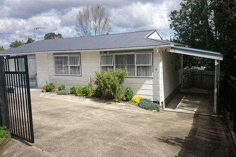 Photo of property in 9 Ballial Place, West Harbour, Auckland, 0618