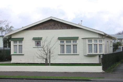 Photo of property in 5 Marne Street, Hokowhitu, Palmerston North, 4410