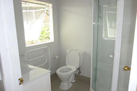 Photo of property in 2/15 Mccahill Views, Botany Downs, Auckland, 2010