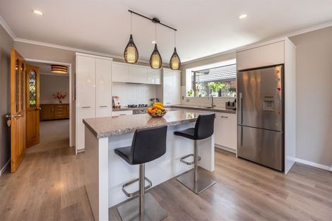 Photo of property in 11 Fuchsia Place, Halswell, Christchurch, 8025