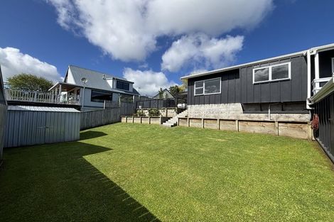 Photo of property in 16 Camellia Avenue, Bell Block, New Plymouth, 4312