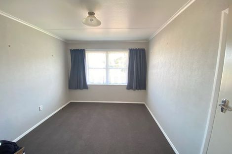 Photo of property in 18 Carlson Street, Dannevirke, 4930