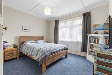 Photo of property in 58 Featherston Street, Takaro, Palmerston North, 4412