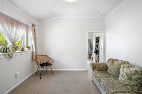 Photo of property in 18 Aotea Street, Castlecliff, Whanganui, 4501