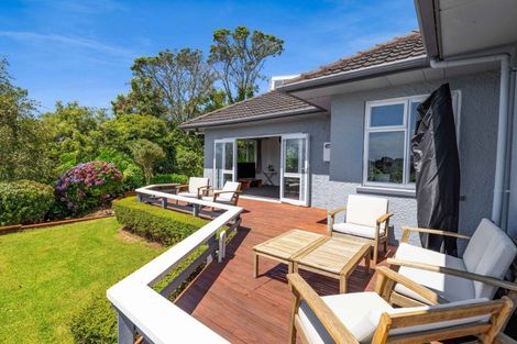 Photo of property in 29 Queens Road, Glen Avon, New Plymouth, 4312
