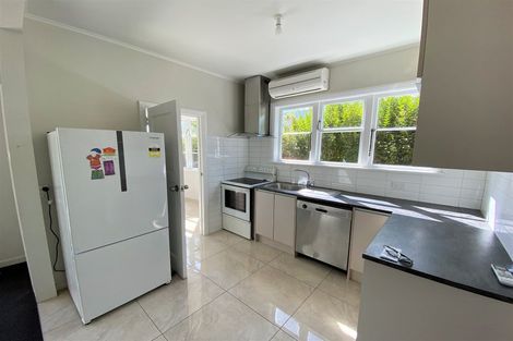 Photo of property in 5 Tonga Place, Riccarton, Christchurch, 8041