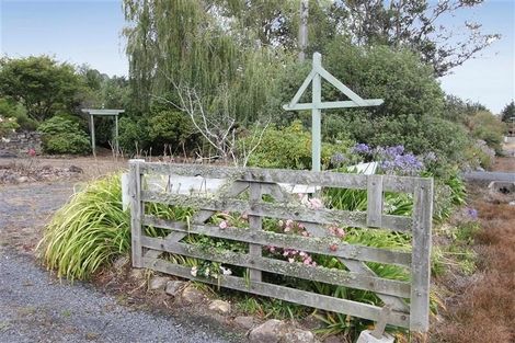 Photo of property in 266 Gladstone Road North, Mosgiel, 9092