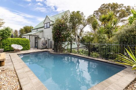 Photo of property in 33 Reeve Drive, Havelock North, 4130