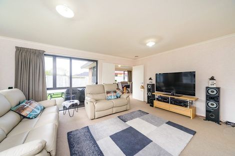 Photo of property in 37 Branigan Parade, Kelvin Grove, Palmerston North, 4414