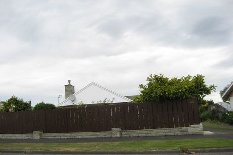 Photo of property in 42 Niven Street, Avondale, Christchurch, 8061