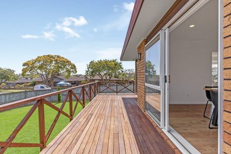 Photo of property in 1/2 Perendale Close, Somerville, Auckland, 2014