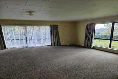 Photo of property in 23 Waitawa Place, Lynmore, Rotorua, 3010