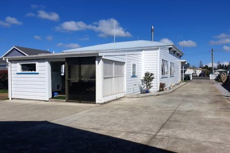 Photo of property in 10 Salisbury Street, Dannevirke, 4930