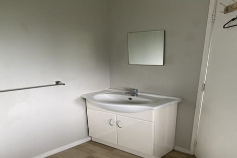 Photo of property in 2/12 Oakley Avenue, Claudelands, Hamilton, 3214