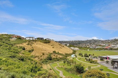 Photo of property in 74 Amesbury Drive, Churton Park, Wellington, 6037