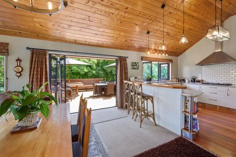 Photo of property in 64 Muhunoa Road West, Ohau, Levin, 5570