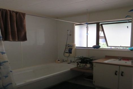 Photo of property in 244 Tinopai Road, Matakohe, 0593