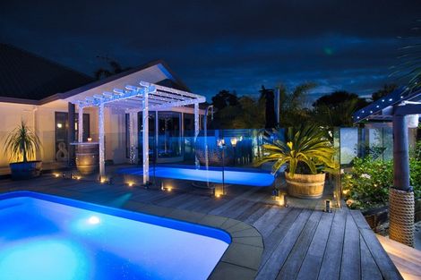 Photo of property in 4 Kingsgate Close, Havelock North, 4130