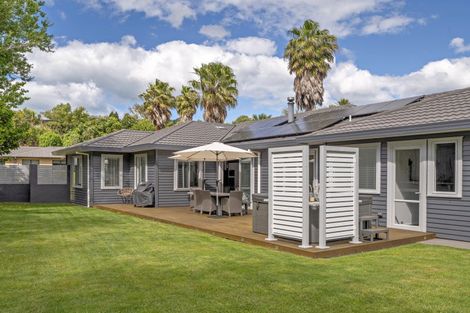 Photo of property in 1 The Fairway, Whakatane, 3120