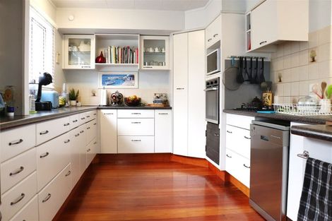 Photo of property in 8 Goodger Street, Waipukurau, 4200