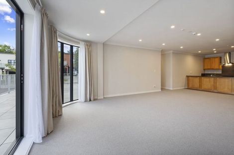 Photo of property in 2/132 Stancombe Road, Flat Bush, Auckland, 2016