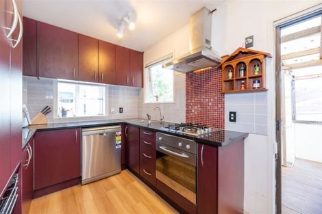 Photo of property in 29 Stott Avenue, Birkdale, Auckland, 0626